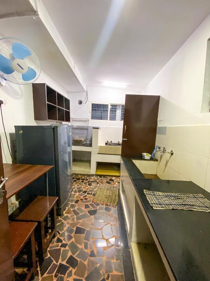 Budget Home Kochi Buitenkant foto