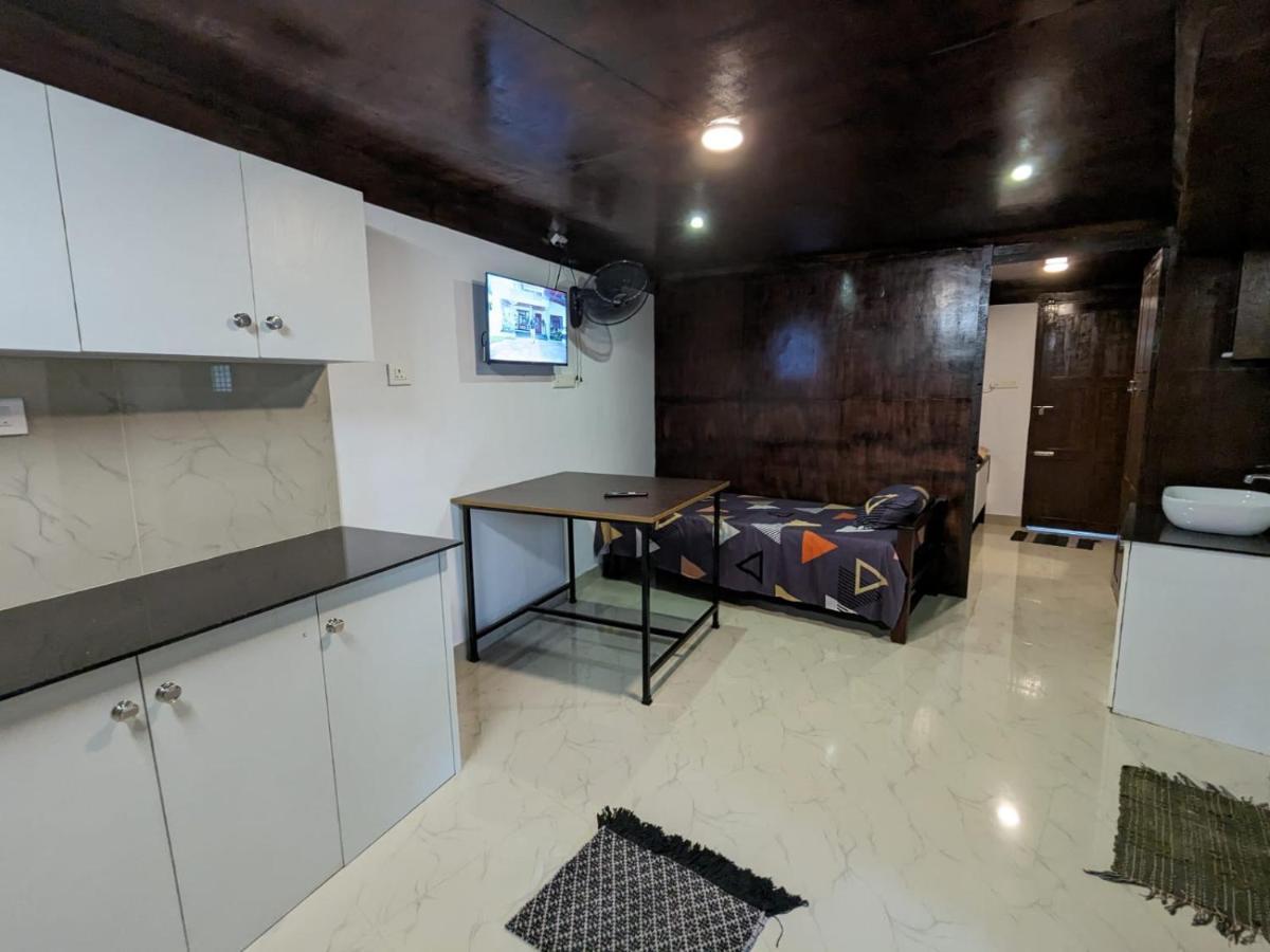 Budget Home Kochi Buitenkant foto