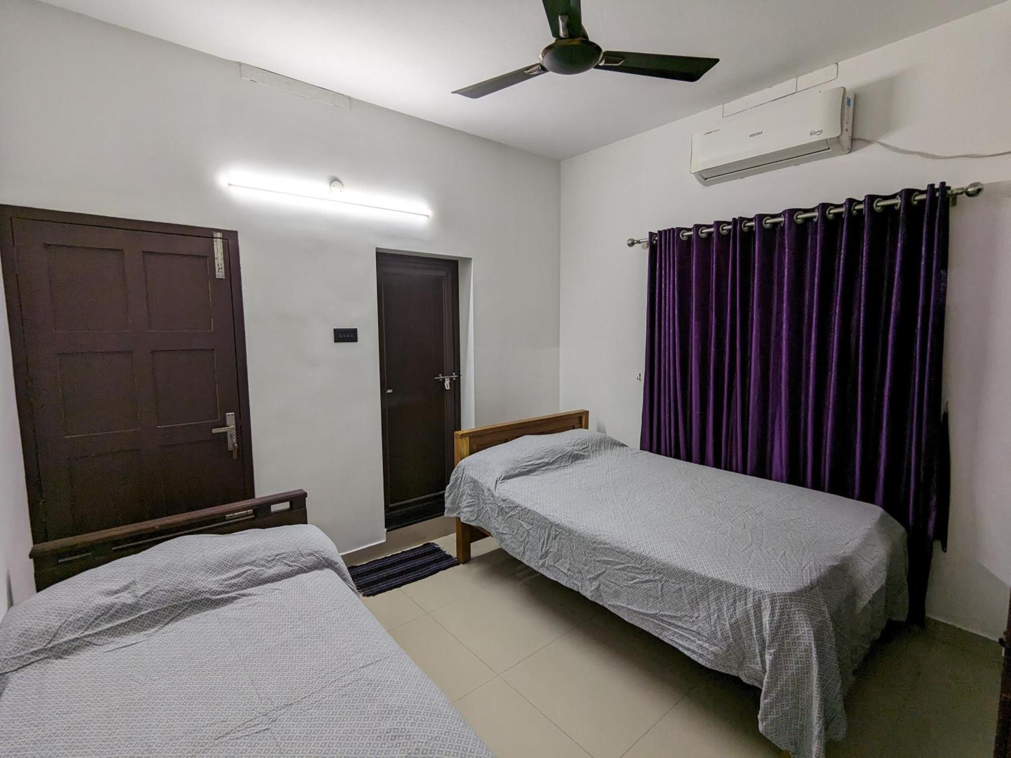 Budget Home Kochi Buitenkant foto