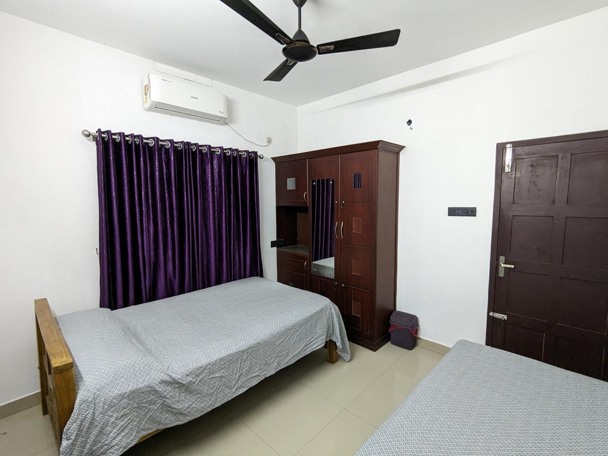 Budget Home Kochi Buitenkant foto