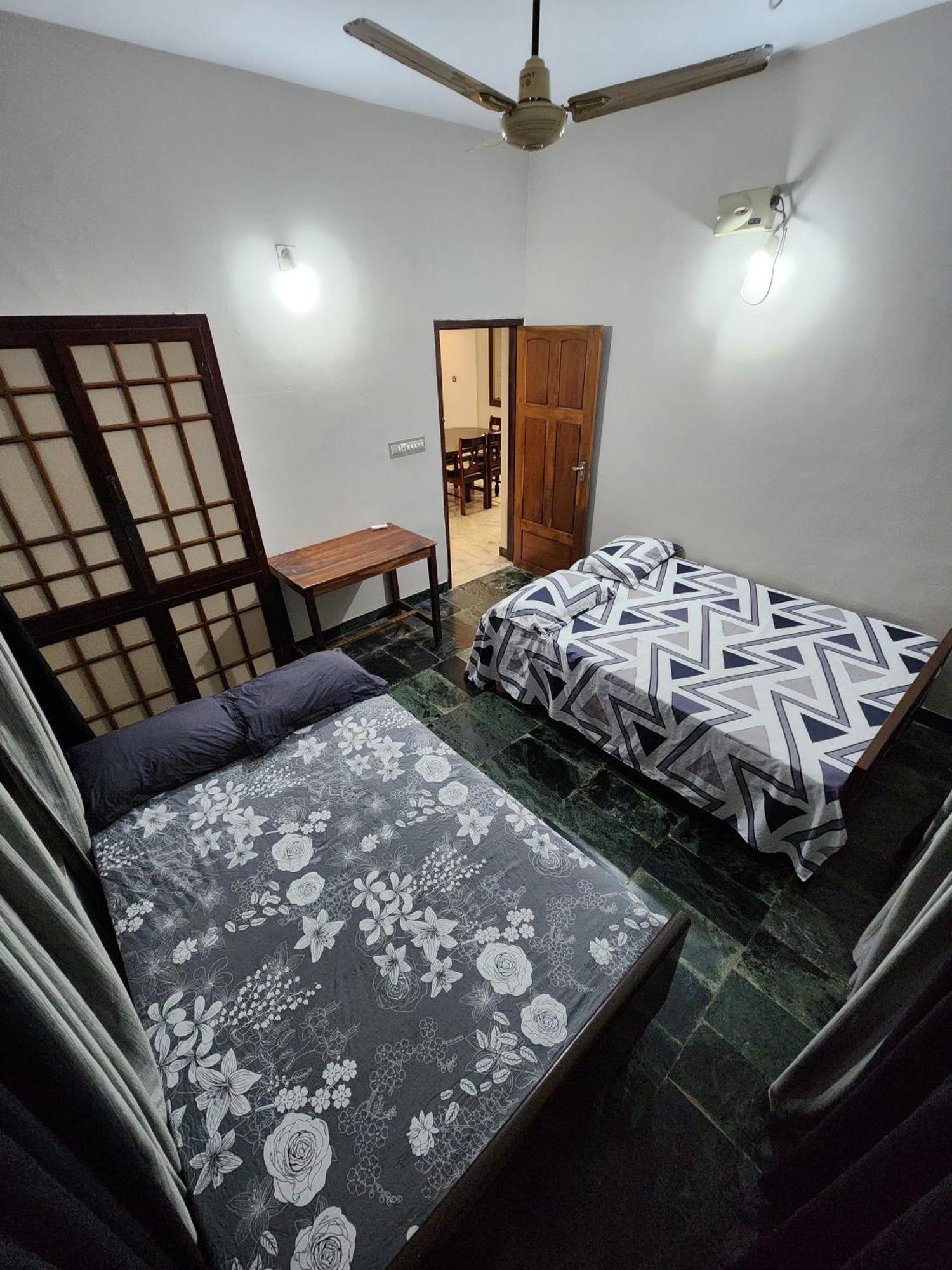 Budget Home Kochi Buitenkant foto